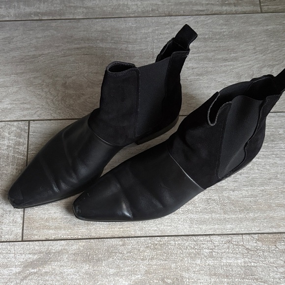 Balmain Black Leather Men\'s Boots main image 11